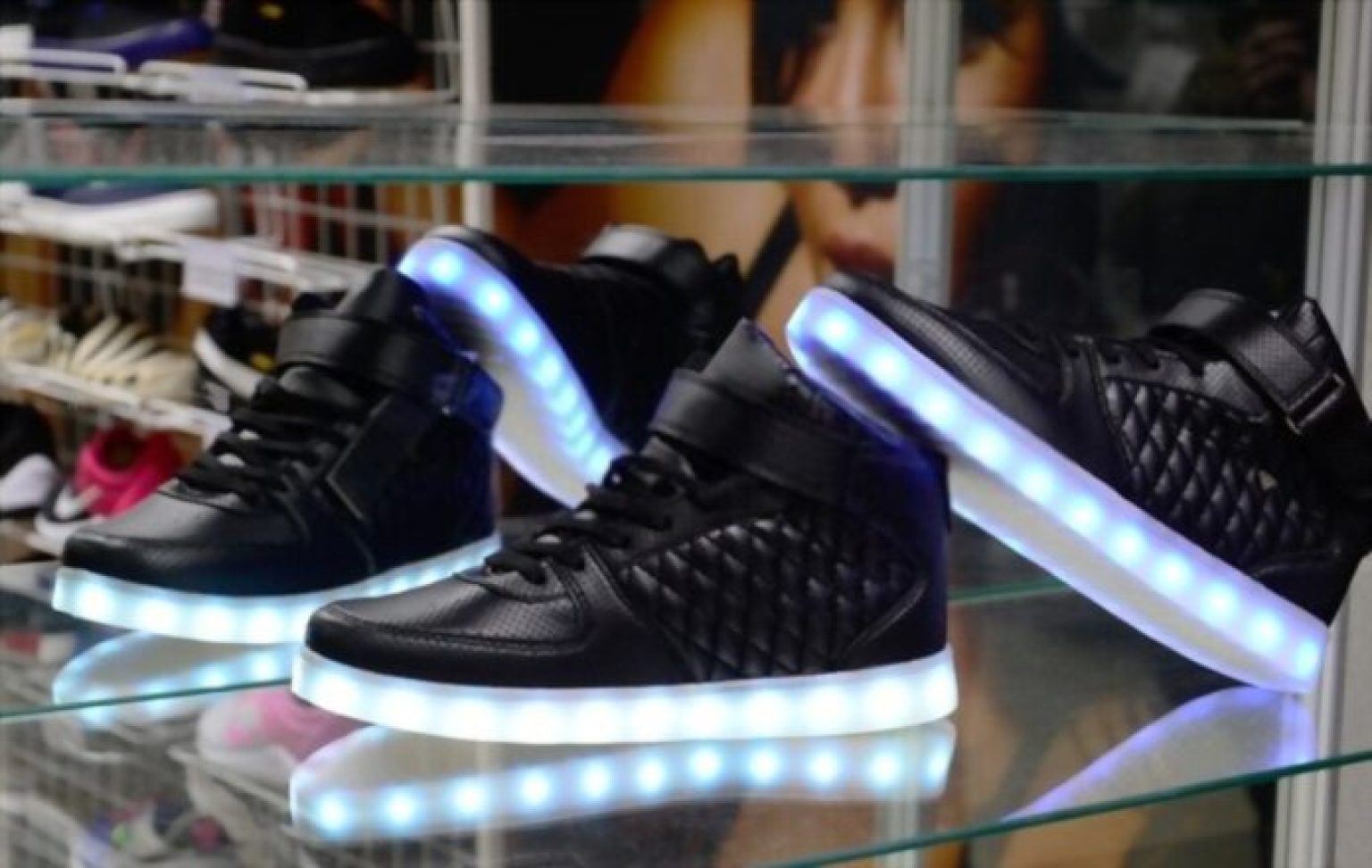 How Do You Change Batteries In LED Shoes? - The Shoe Box NYC