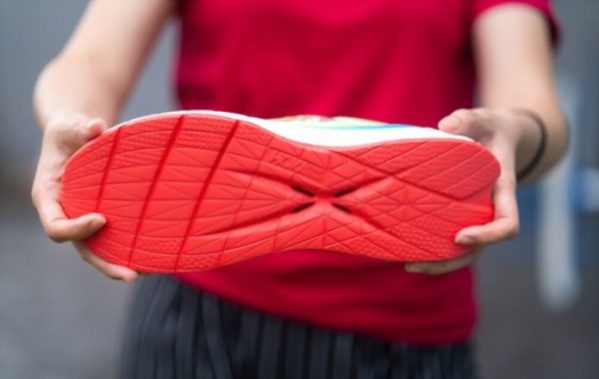 Hoka Shoe Size Chart: Guidelines To Running Shoe Sizing - The Shoe Box NYC