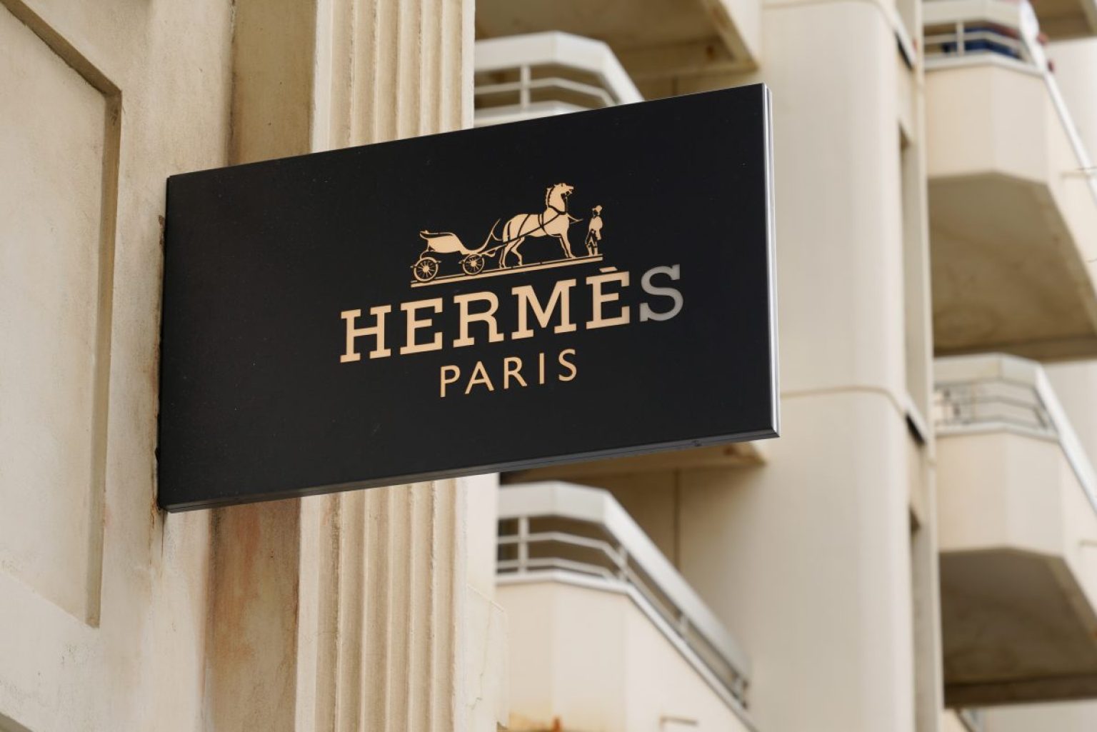 Hermès Shoe Size Chart: Are Hermès Shoes True To Size? - The Shoe Box NYC