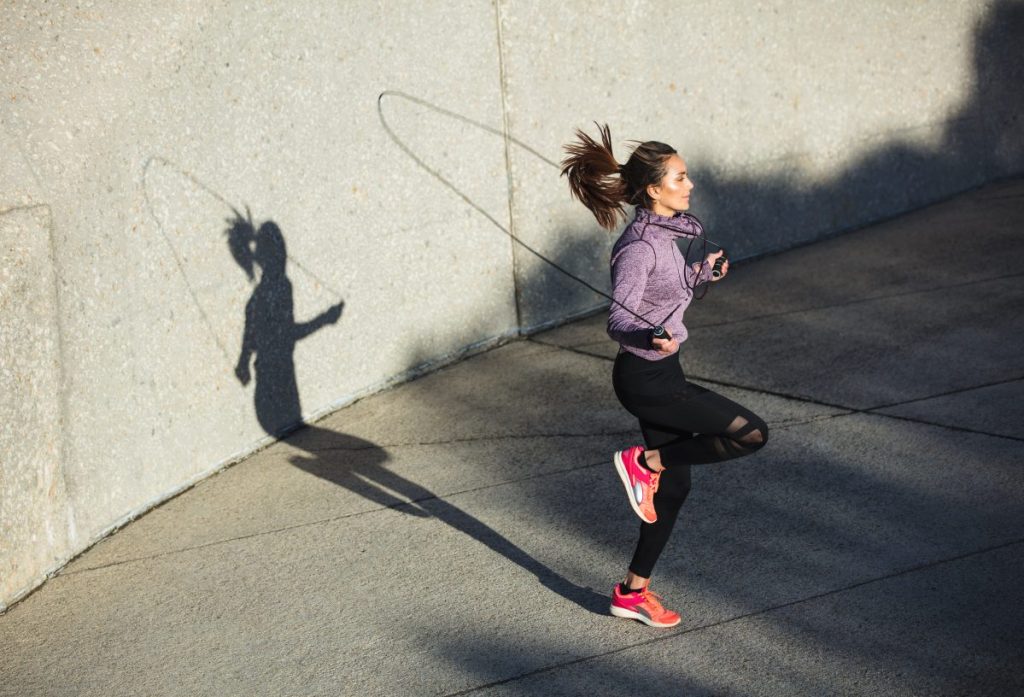 jump-rope-perfect-workout-to-lose-weight-the-shoe-box-nyc