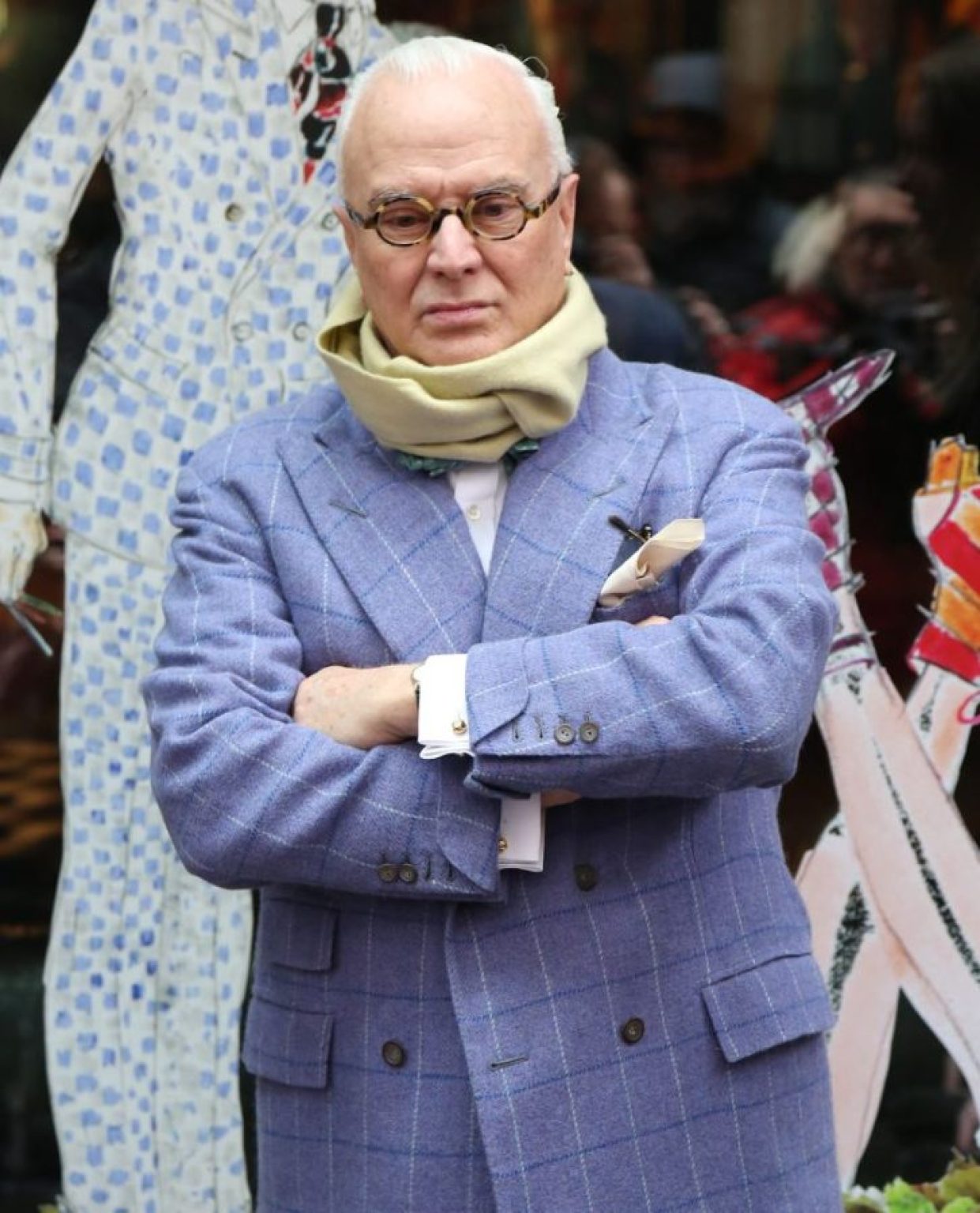 Manolo Blahnik Shoe Size Chart: How High Are Enough High Heels? - The ...