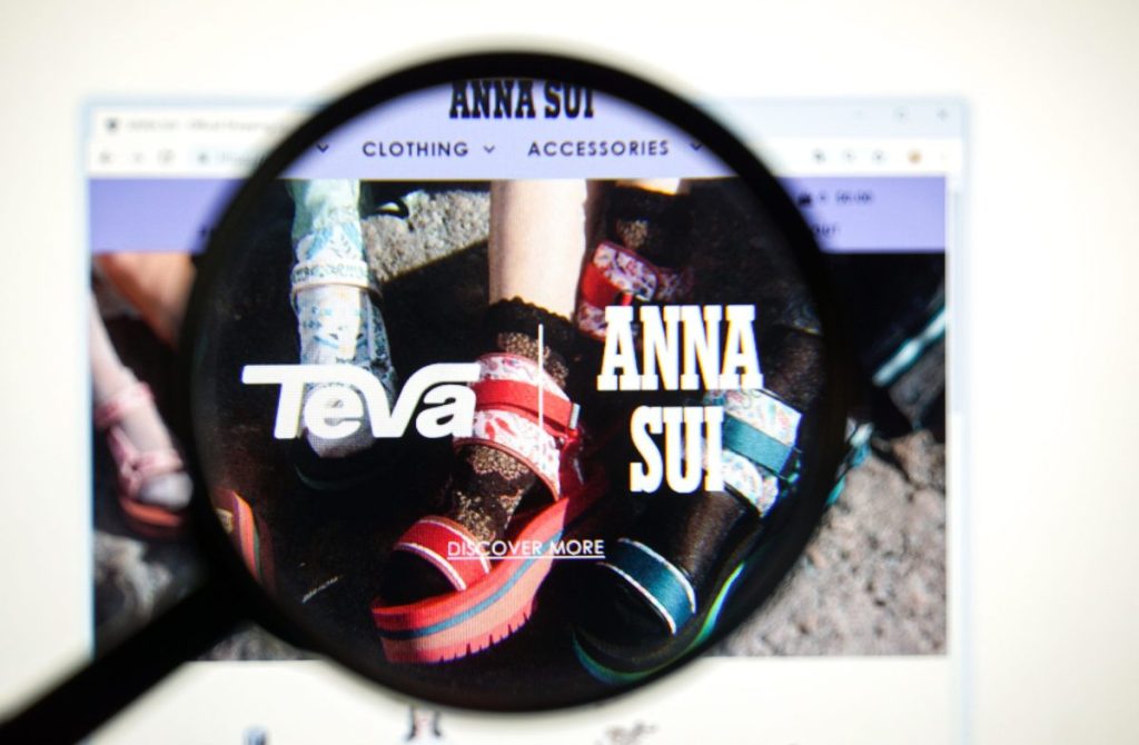 Teva Shoe Size Chart: Are Teva Slippers Good? - The Shoe Box NYC